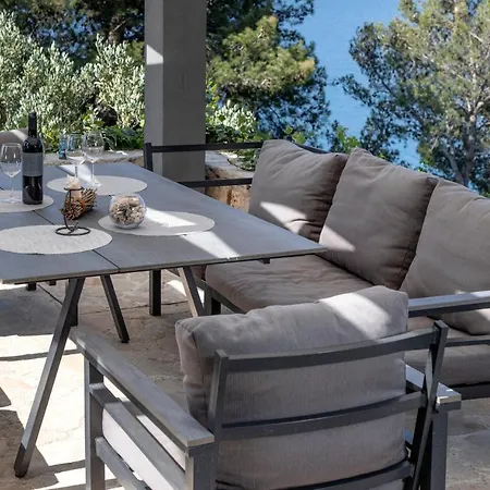 Regina With Heated Pool And Sea View Marina