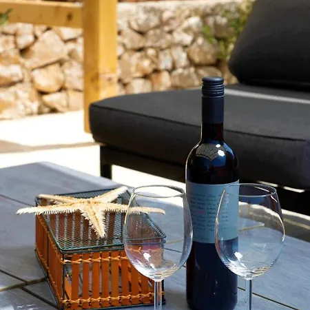 Regina With Heated Pool And Sea View Marina